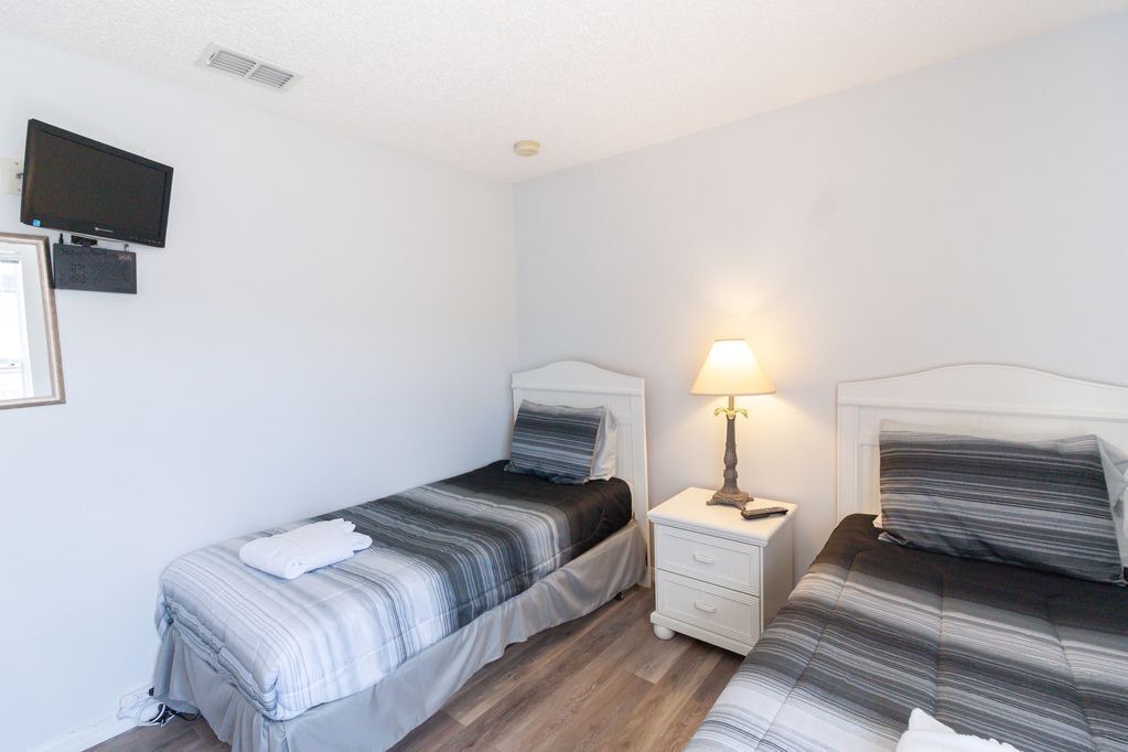 Photo of Bedroom in Crystal Cove