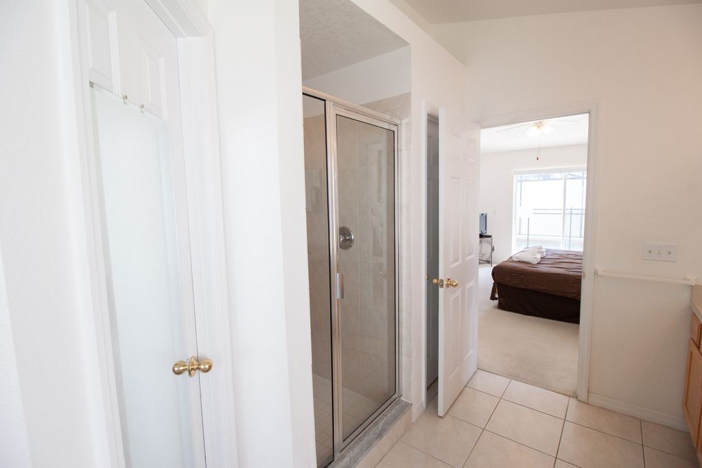 Photo of Bedroom in Crystal Cove