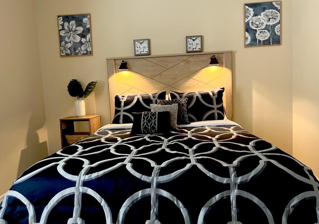 Photo of Bedroom in Ridgewood Lakes