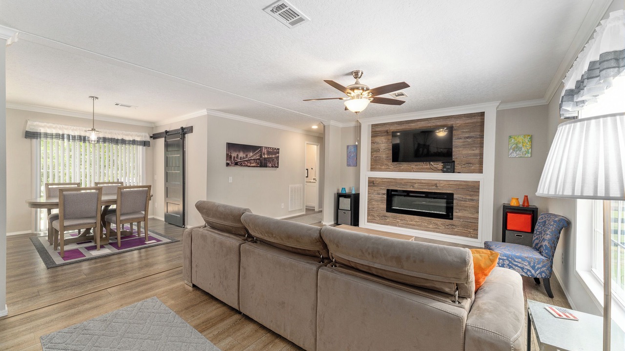 Photo of Livingroom in Summerfield