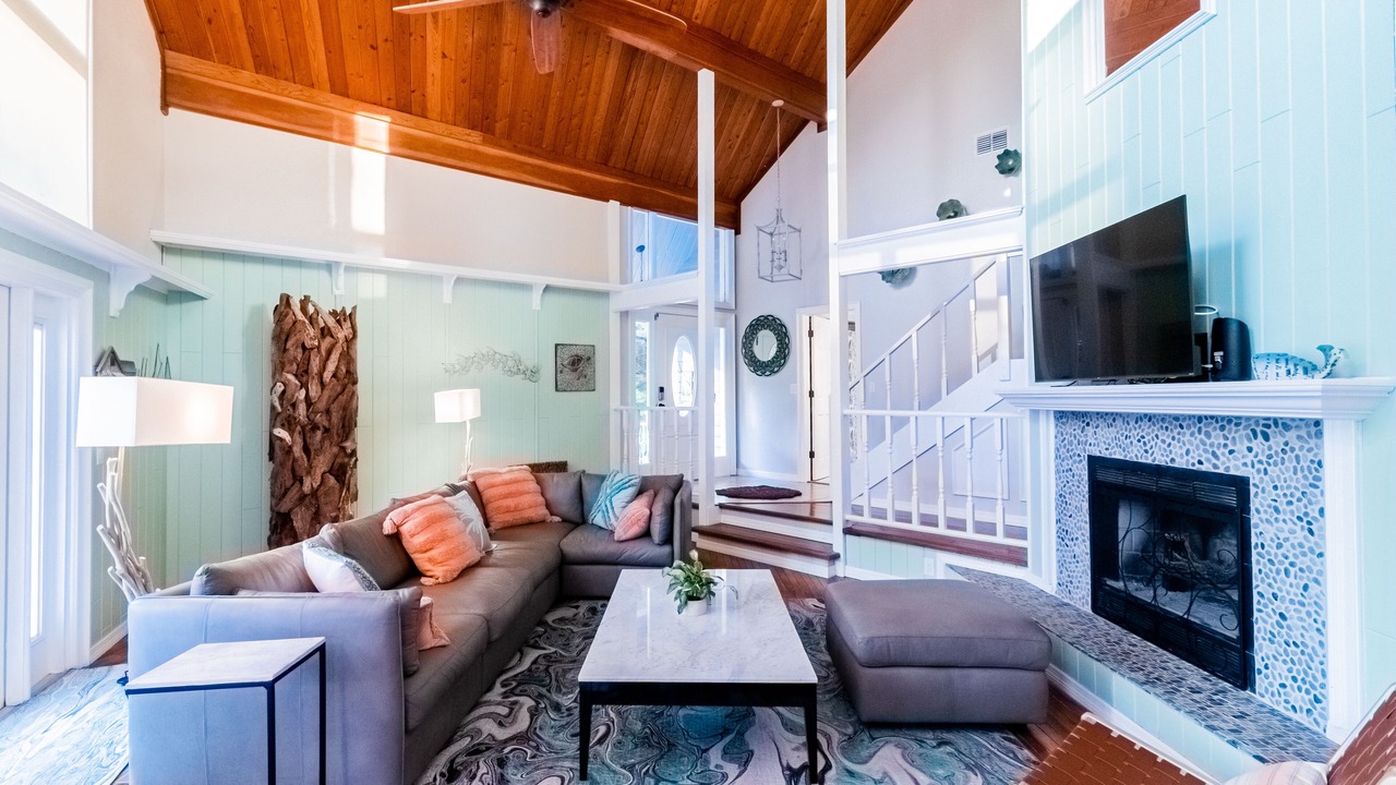 Photo of Bedroom in Weeki Wachee Gardens