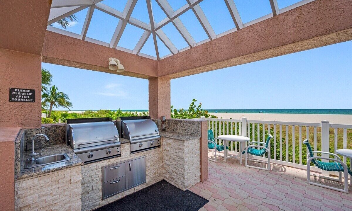 Photo of Outdoor in Sand Key