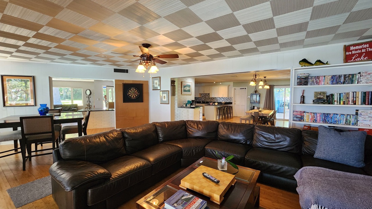 Photo of Livingroom in Auburndale
