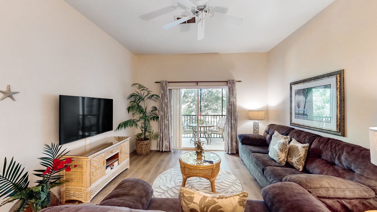 Photo of Livingroom in Bahama Bay