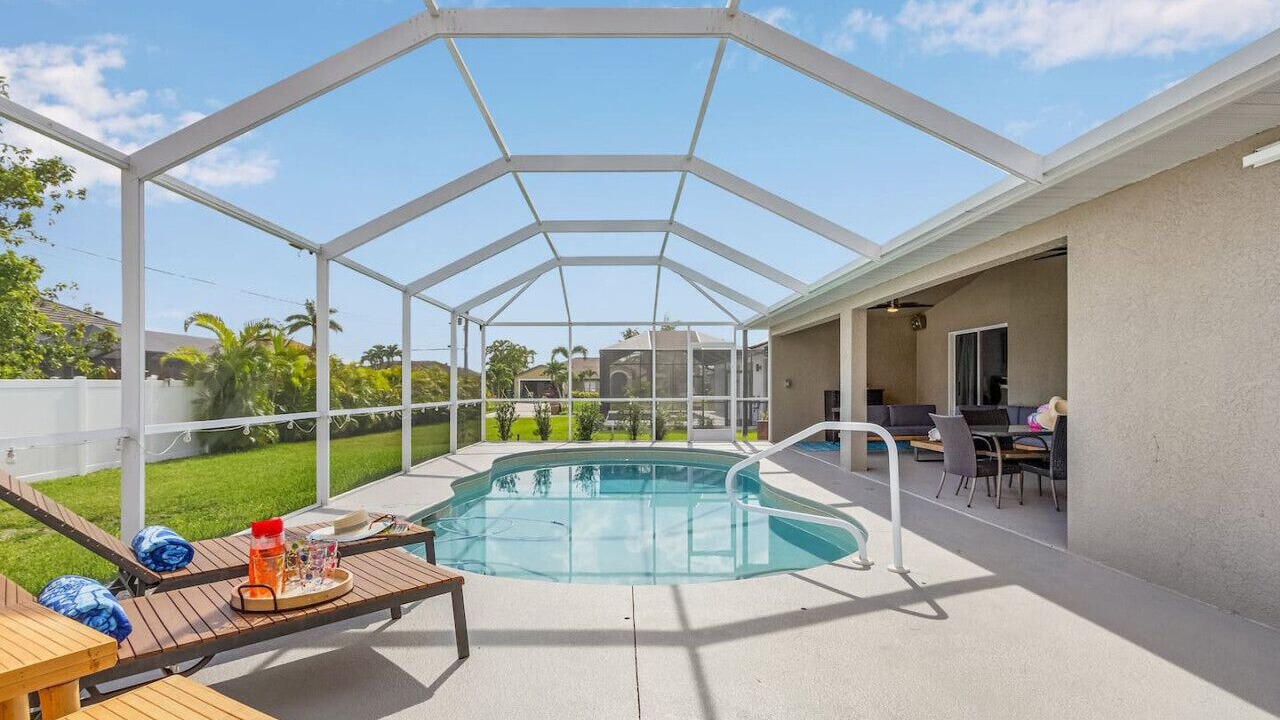 Photo of Outdoor in Pelican