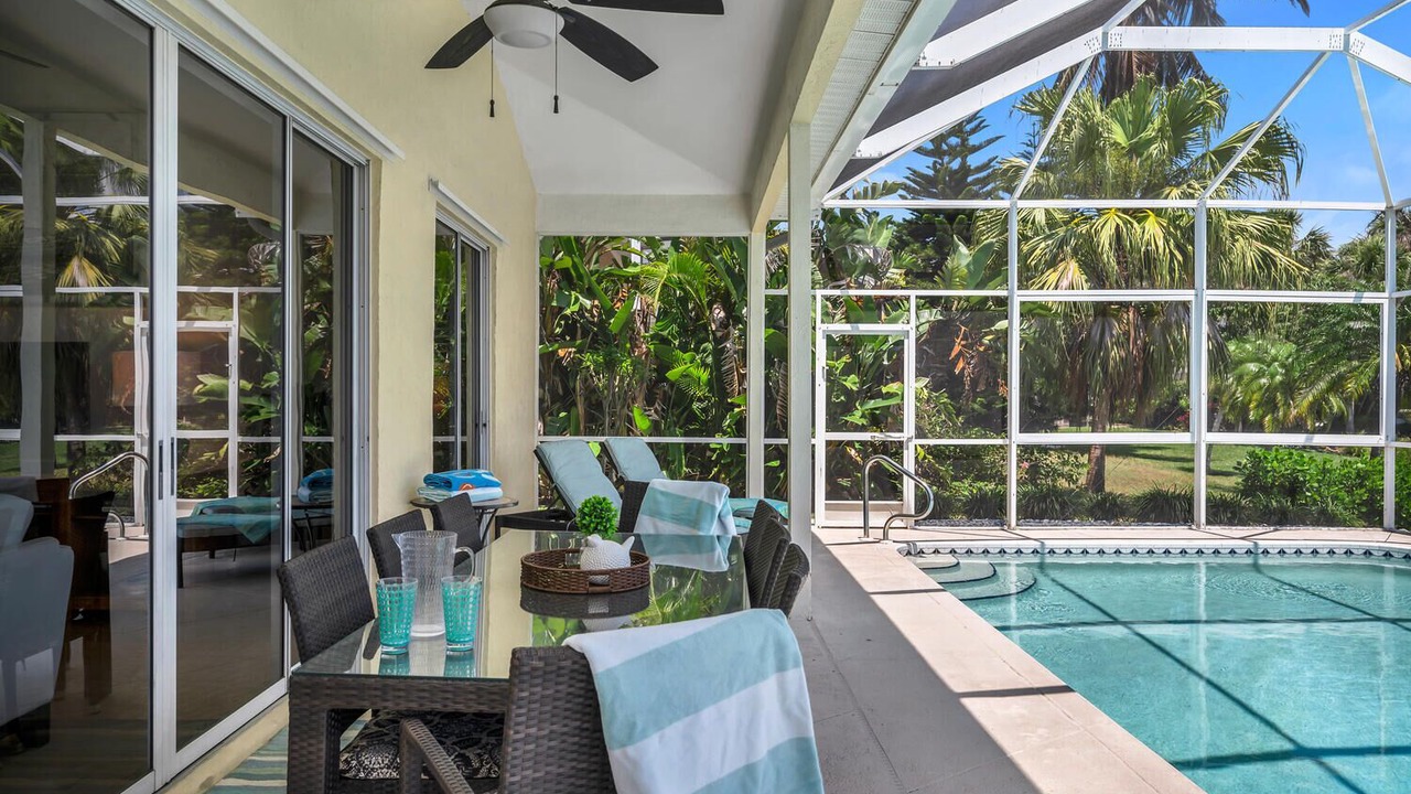 Photo of Outdoor in Crown Pointe