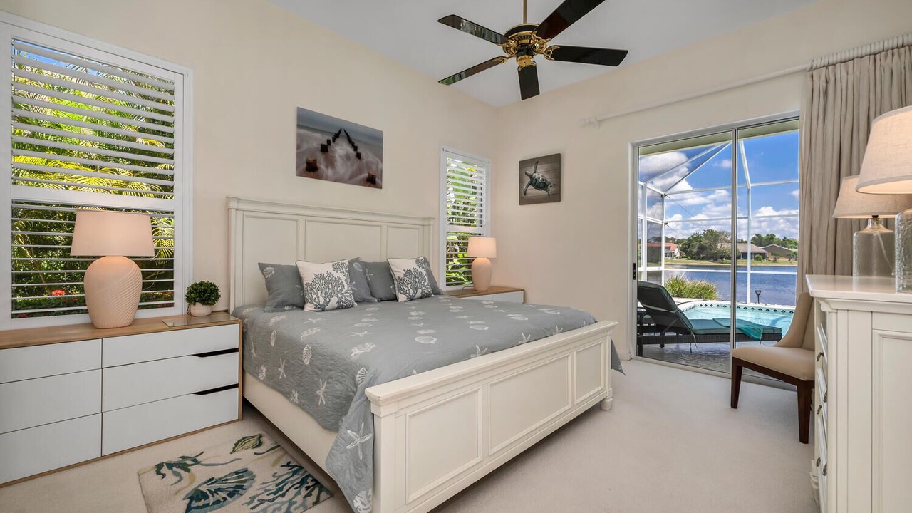 Photo of Bedroom in Crown Pointe