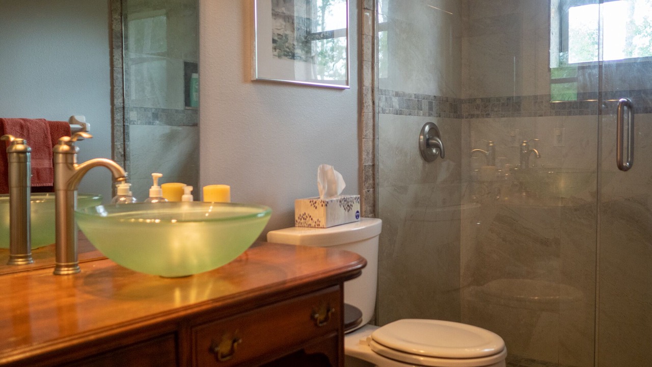 Photo of Bathroom in Dade City