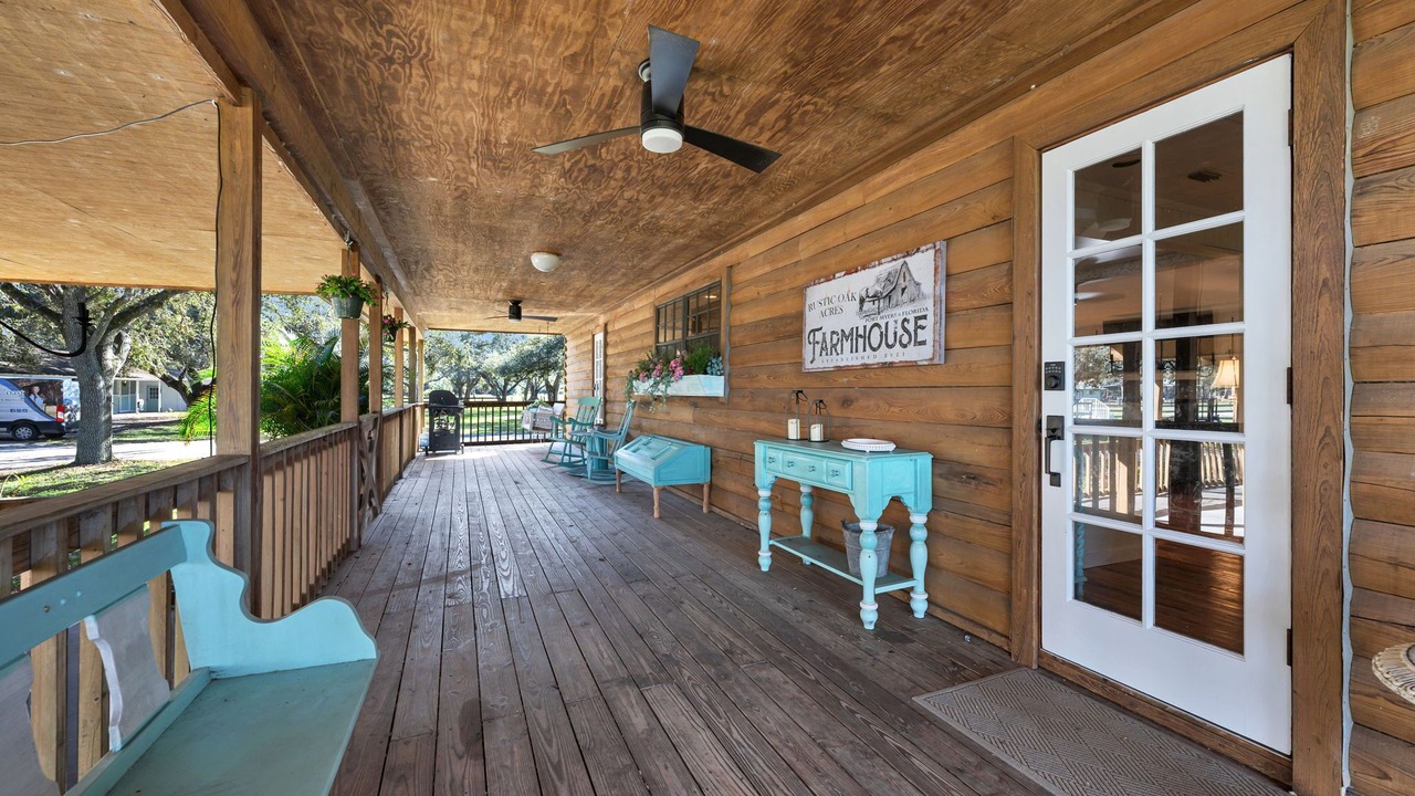 Photo of Patio Balcony in Buckingham