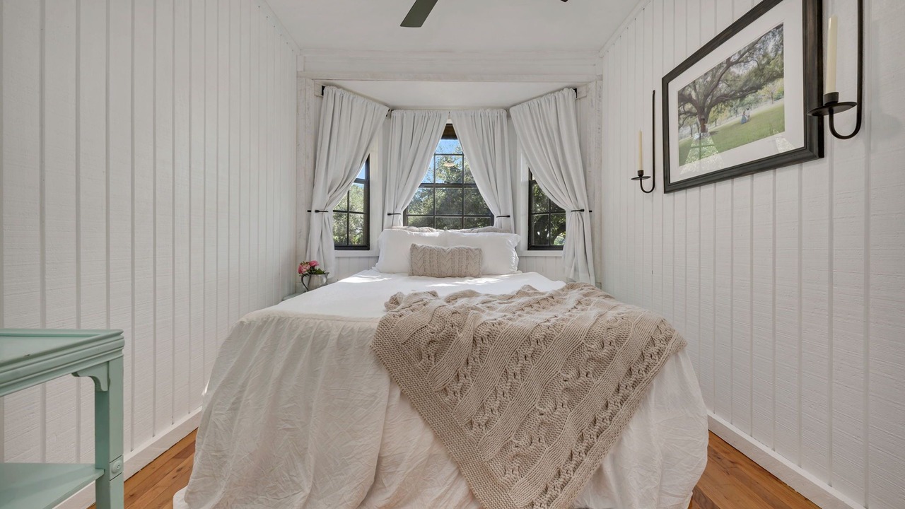 Photo of Bedroom in Buckingham