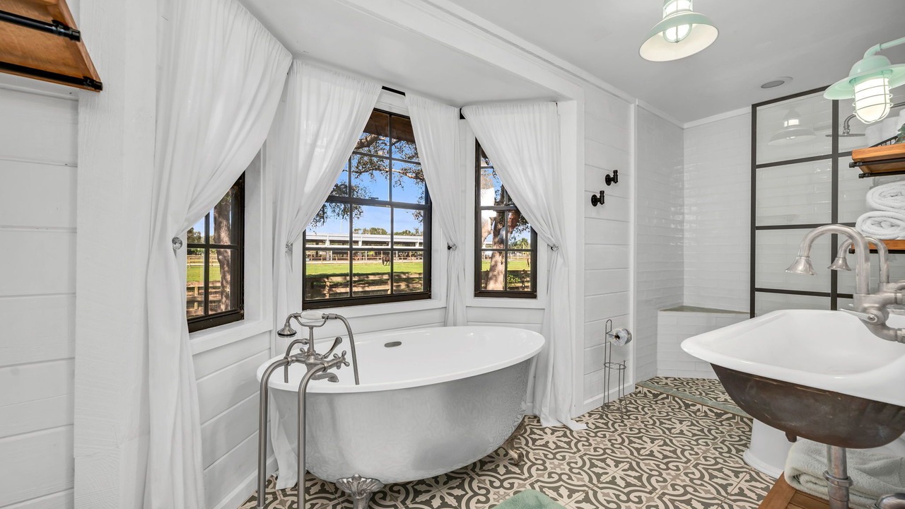 Photo of Bathroom in Buckingham