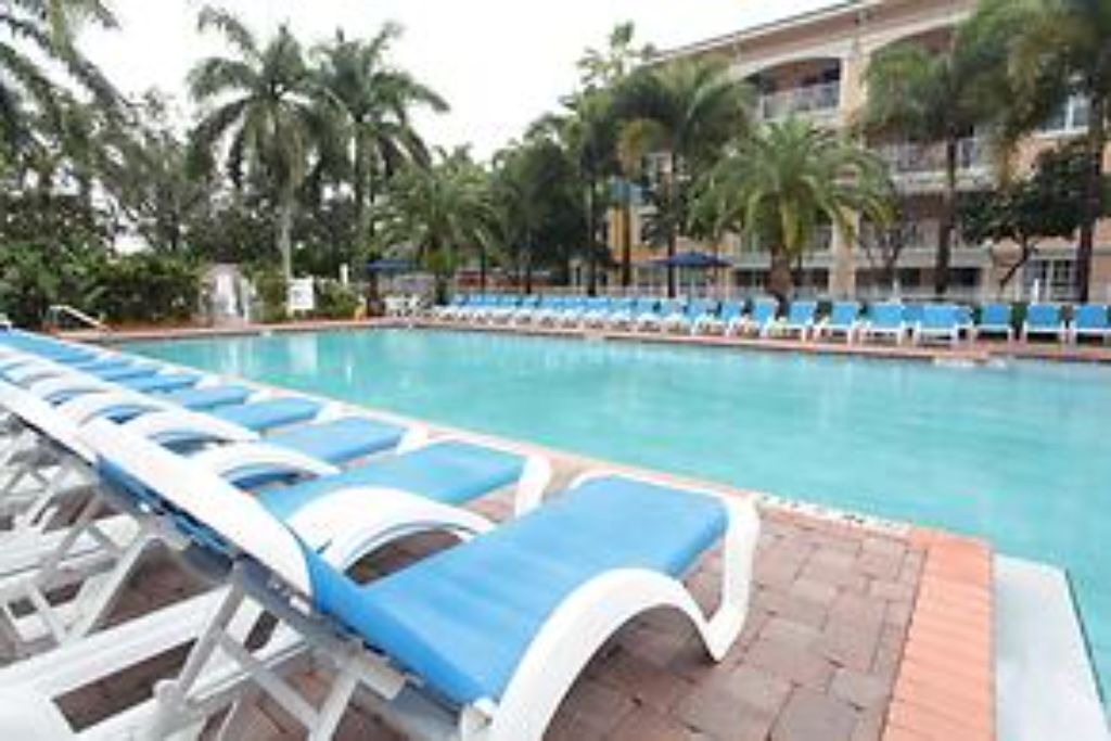 Photo of Outdoor in Weston