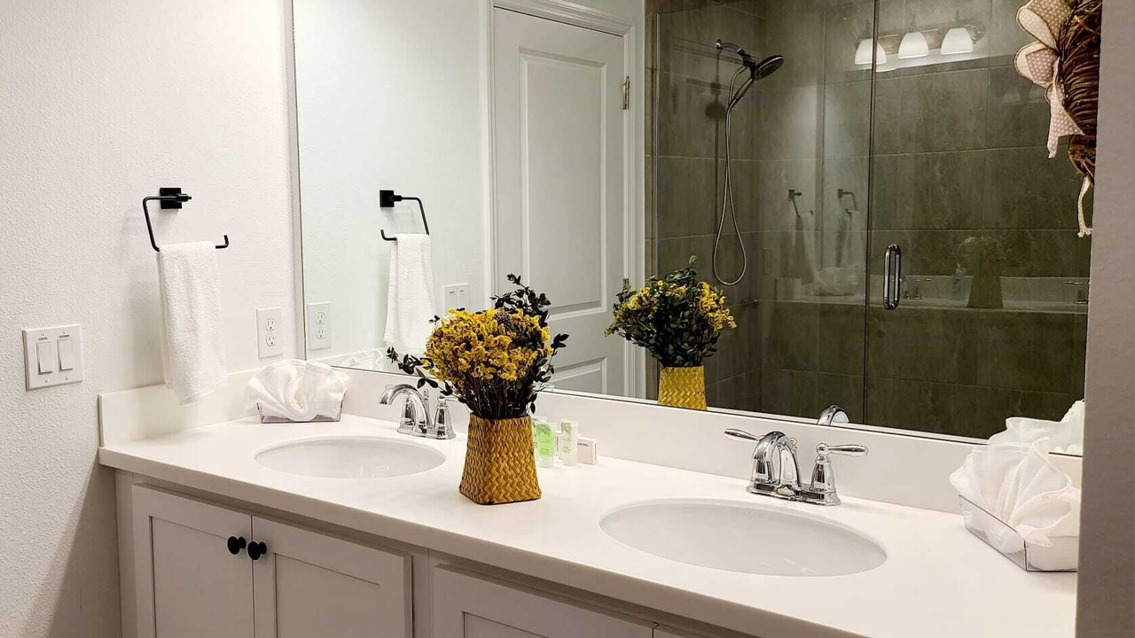 Photo of Bathroom in Davenport