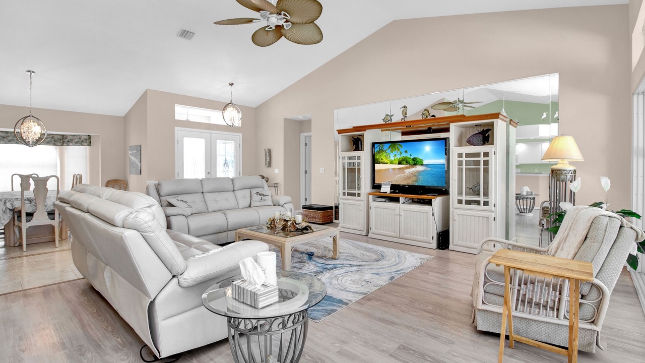 Photo of Livingroom in Broadmoor