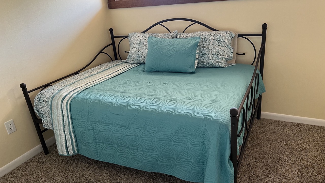 Photo of Bedroom in Nichols