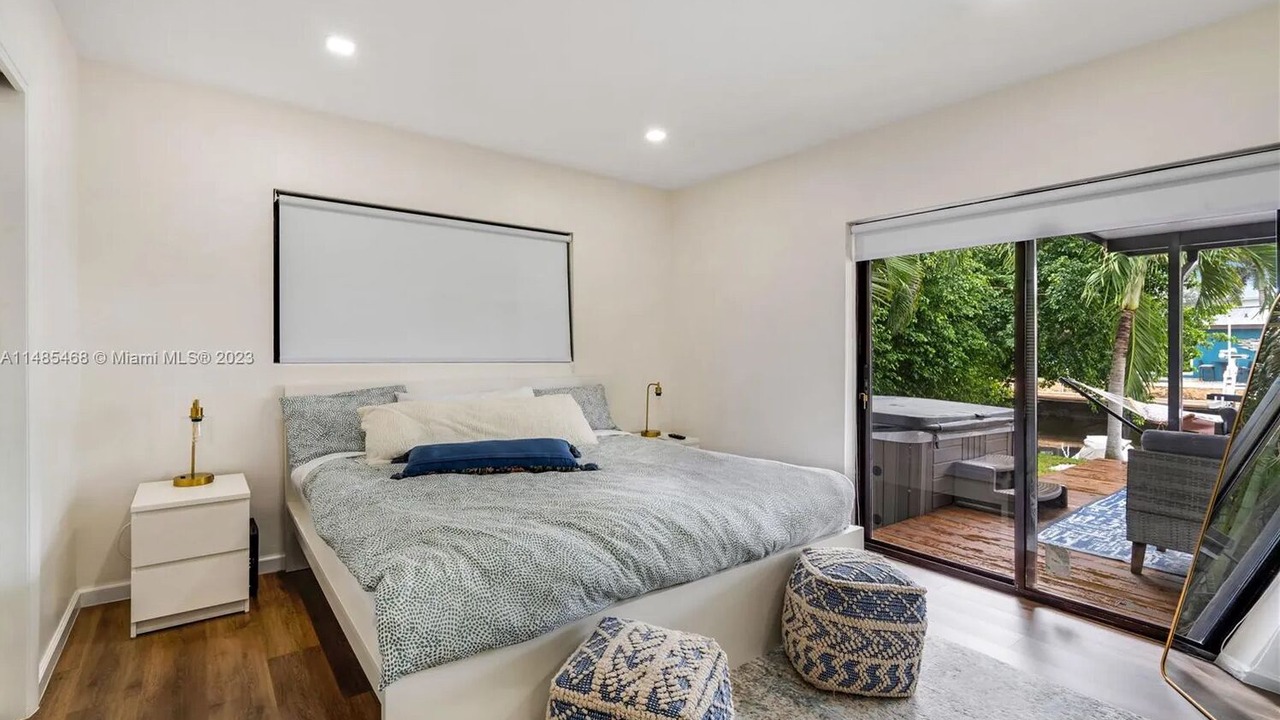 Photo of Bedroom in Pompano Isles