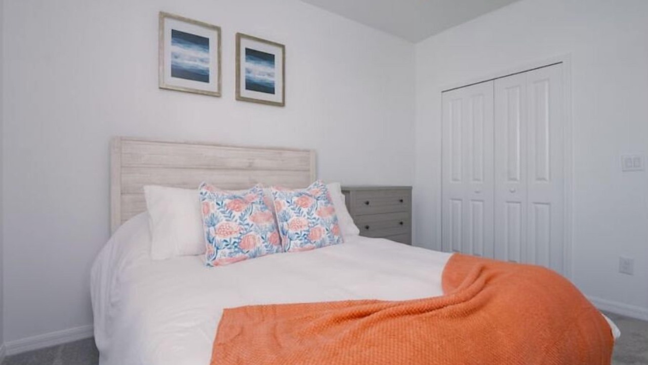 Photo of Bedroom in Wesley Chapel South