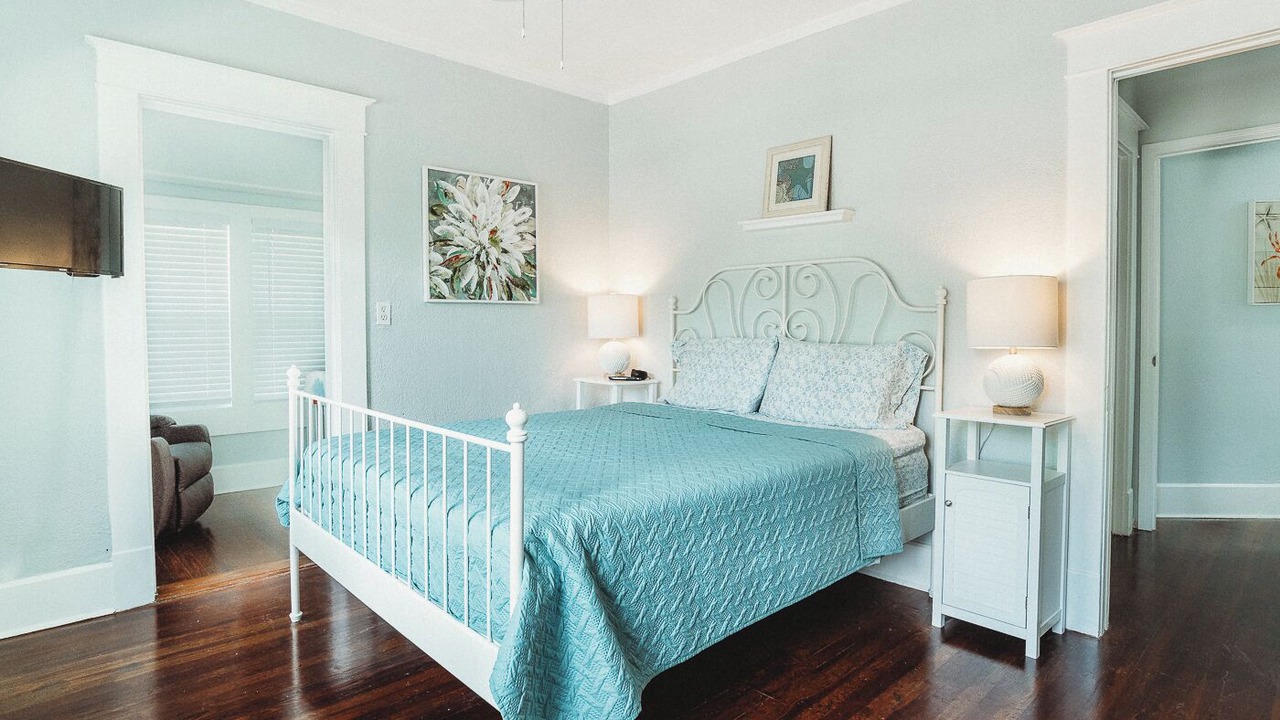 Photo of Bedroom in Historic Uptown
