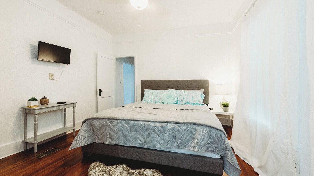 Photo of Bedroom in Historic Uptown