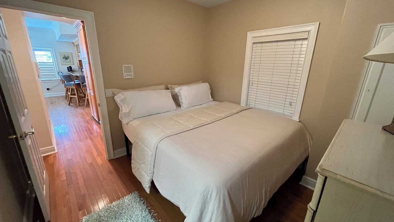 Photo of Bedroom in Pass-a-Grille