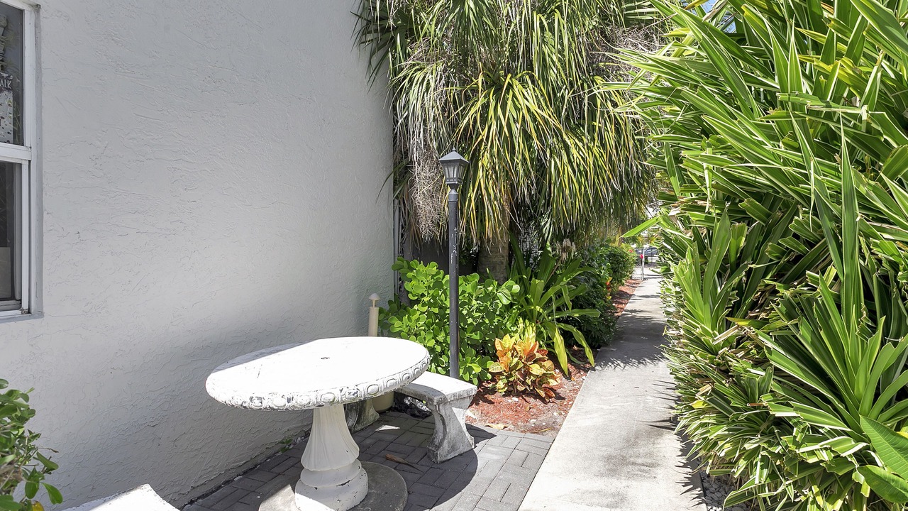 Photo of Patio Balcony in Pineapple Grove Arts District