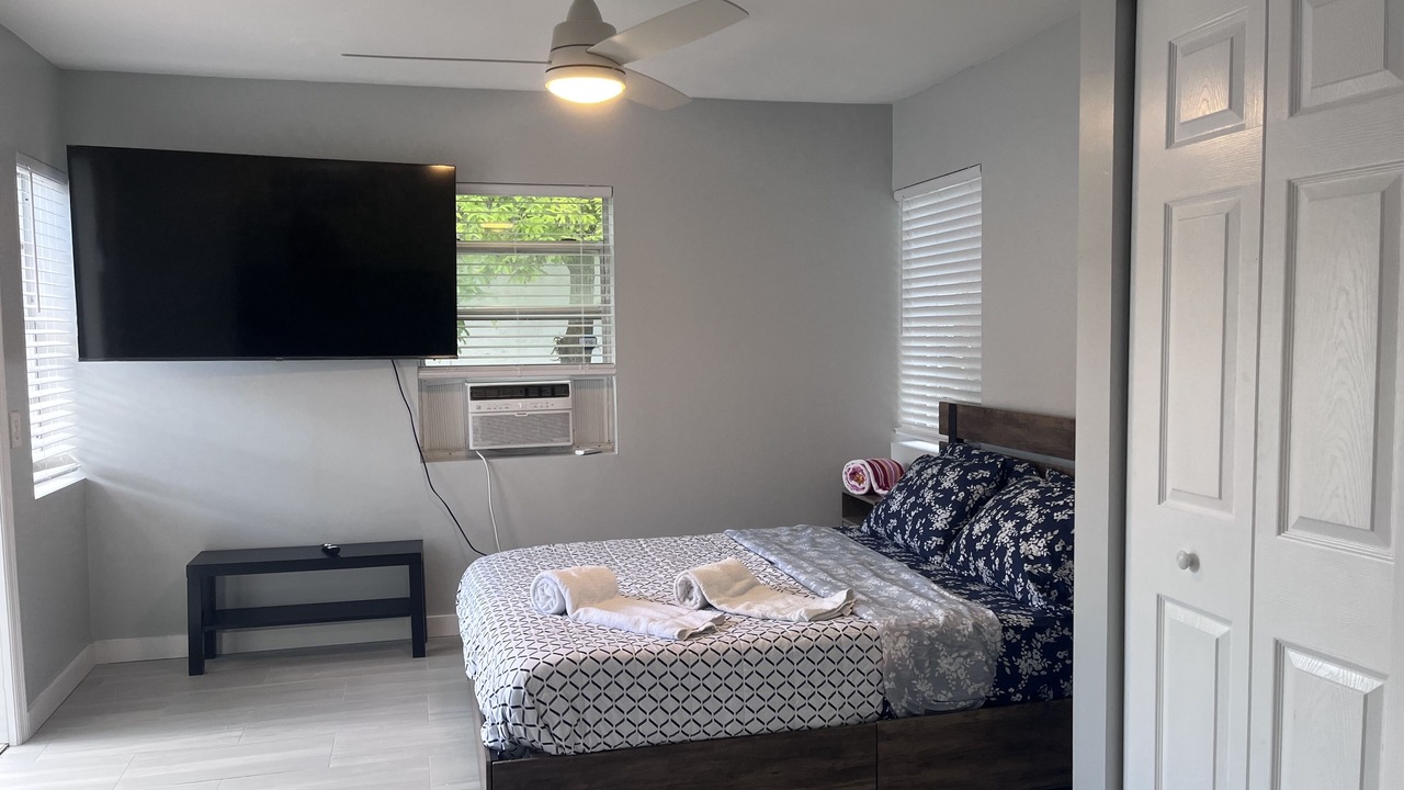 Photo of Bedroom in Pineapple Grove Arts District