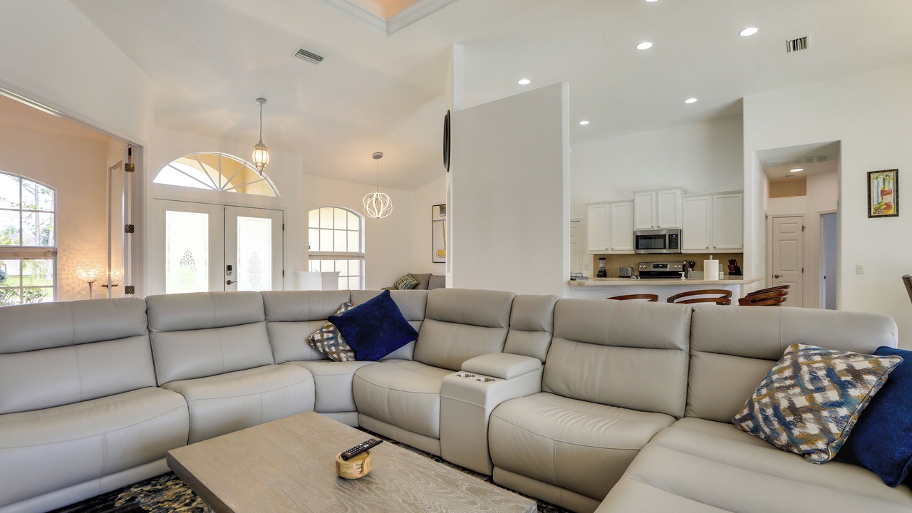 Photo of Livingroom in North Port