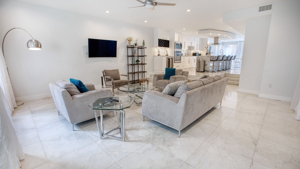 Photo of Livingroom in East Little Havana