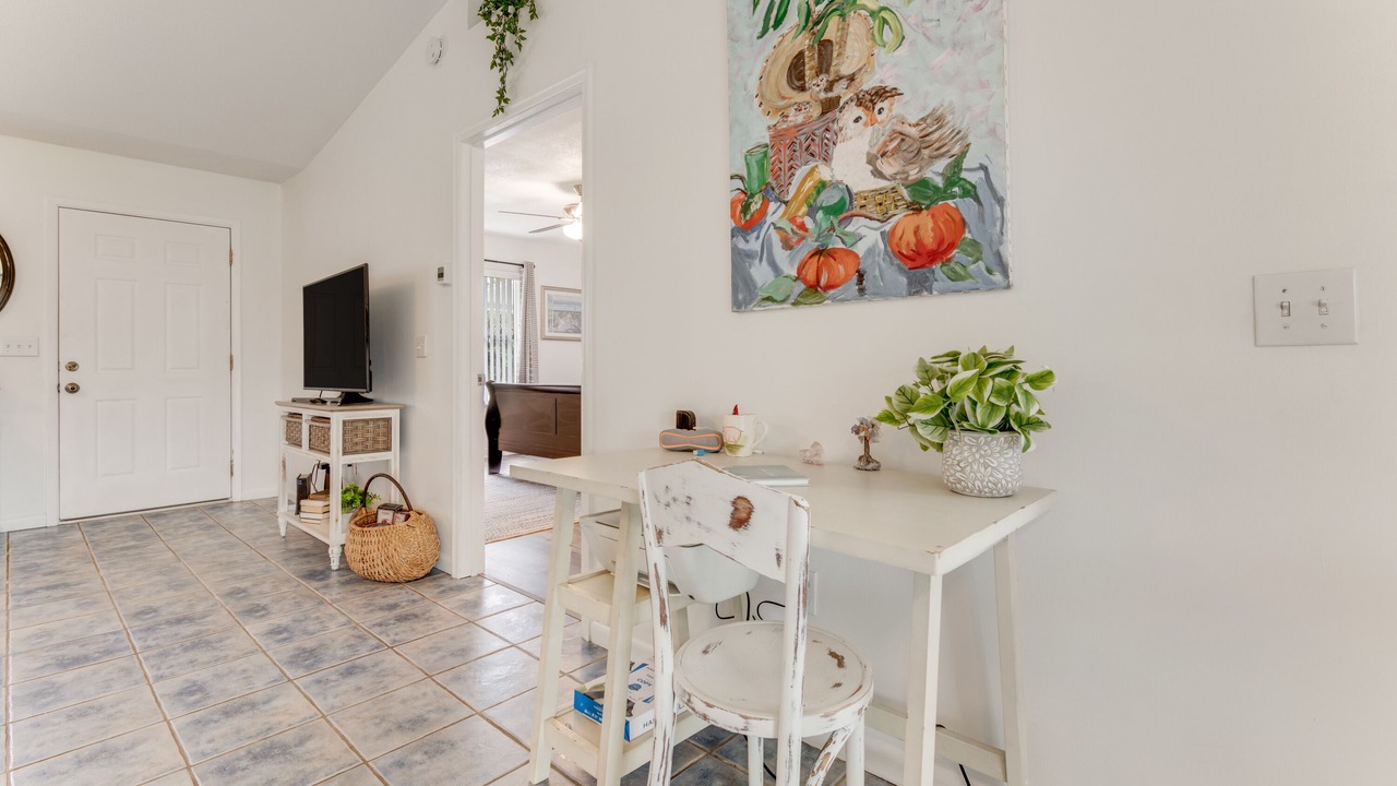 Photo of Bedroom in Florida Shores