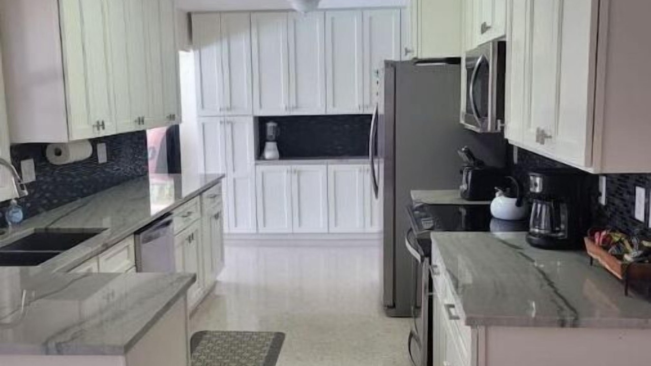 Photo of Kitchen in Yacht Club