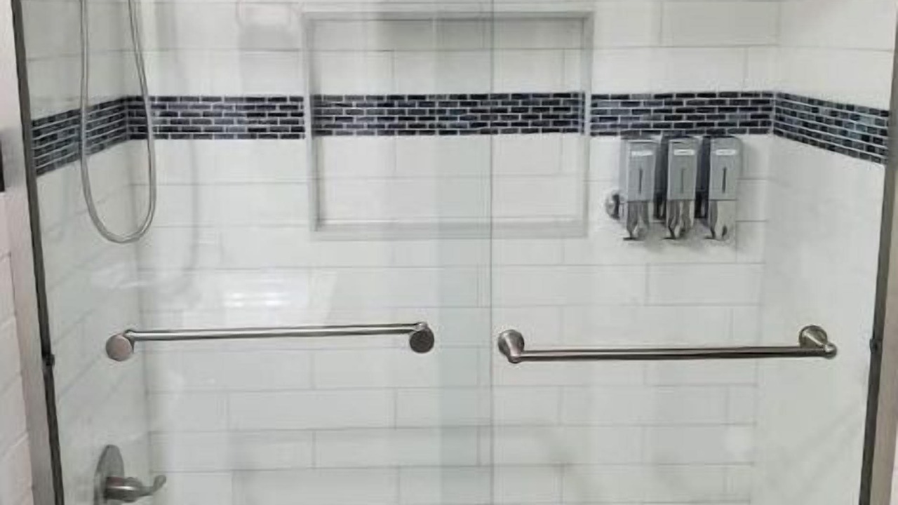 Photo of Bathroom in Avondale