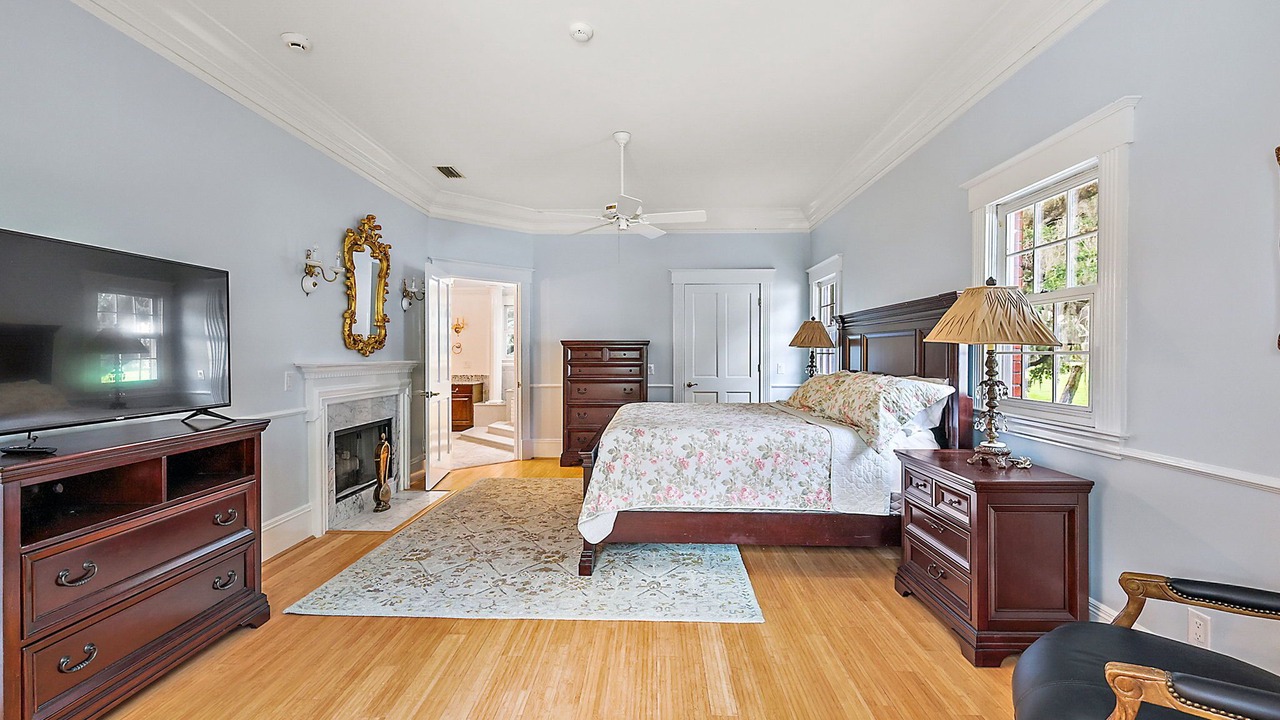 Photo of Bedroom in Bushnell