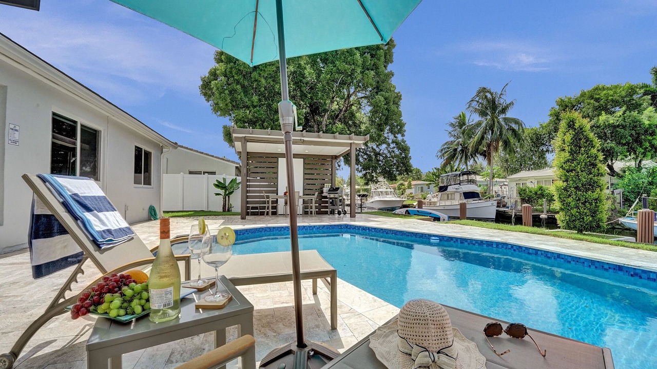 Photo of Outdoor in Citrus Isles