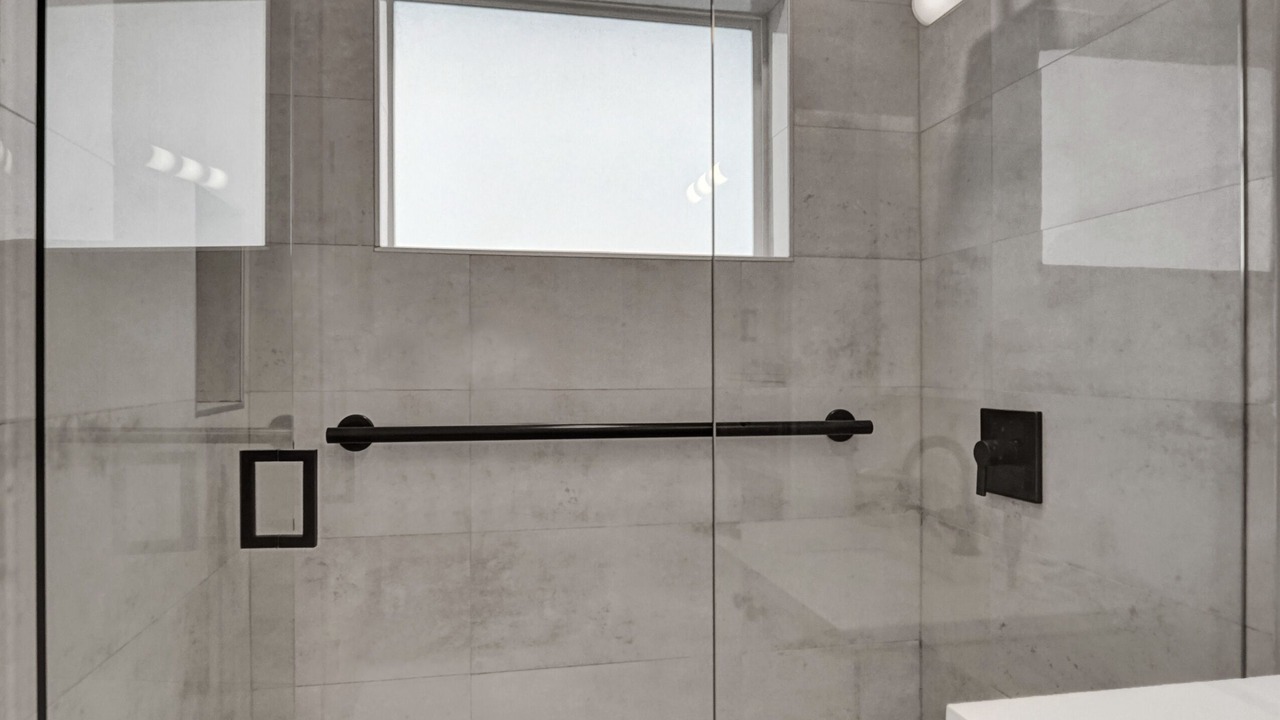 Photo of Bathroom in Citrus Isles