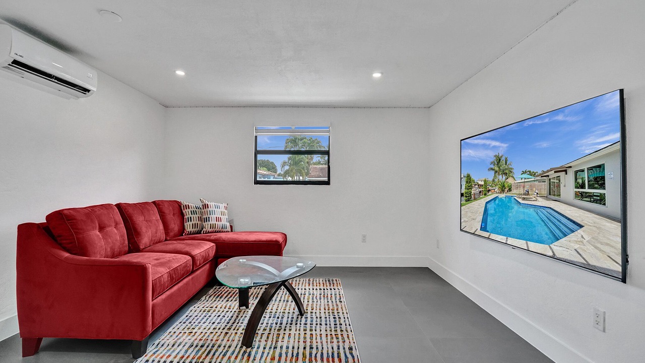 Photo of Livingroom in Citrus Isles