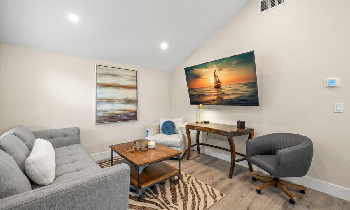 Photo of Bedroom in Courier City - Oscawana