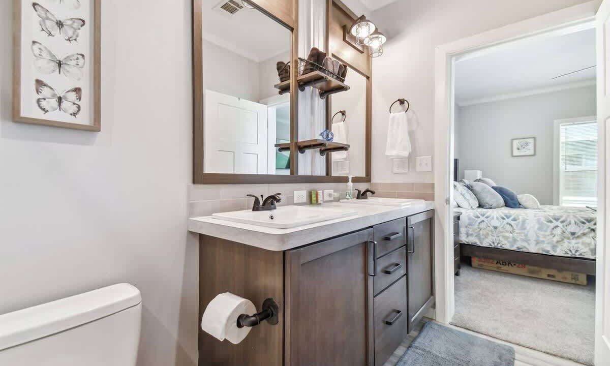 Photo of Bathroom in Dade City