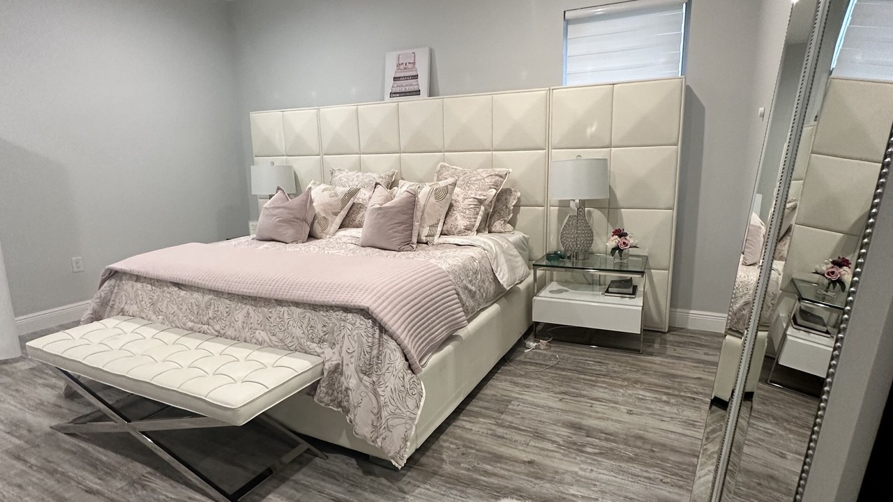 Photo of Bedroom in Coral Springs