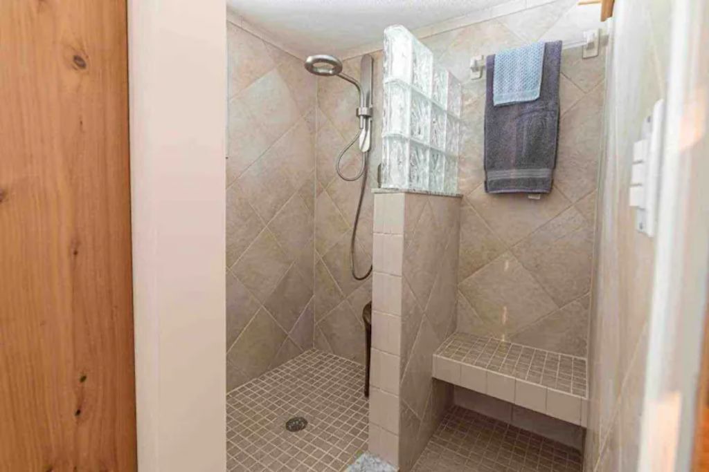 Photo of Bathroom in Citrus Springs