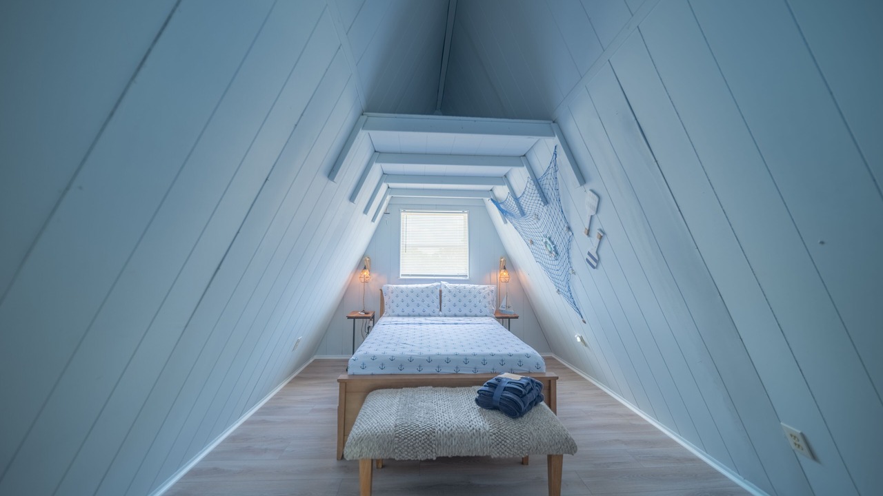 Photo of Bedroom in Laurel