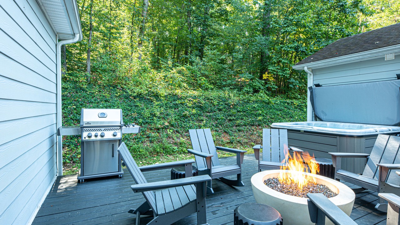 Photo of Outdoor in Ashley Oaks