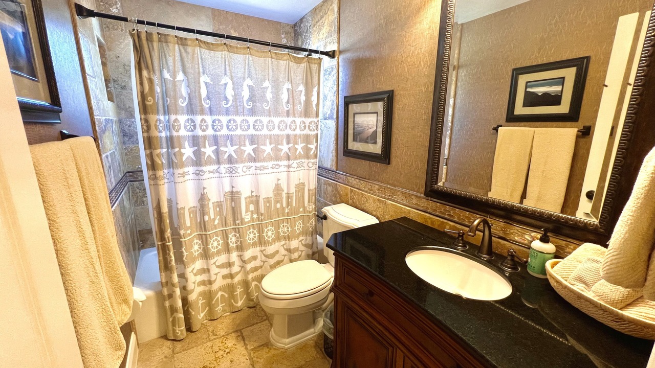 Photo of Bathroom in Boardwalk