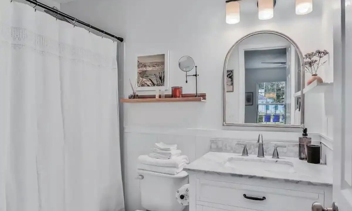 Photo of Bathroom in North Beach