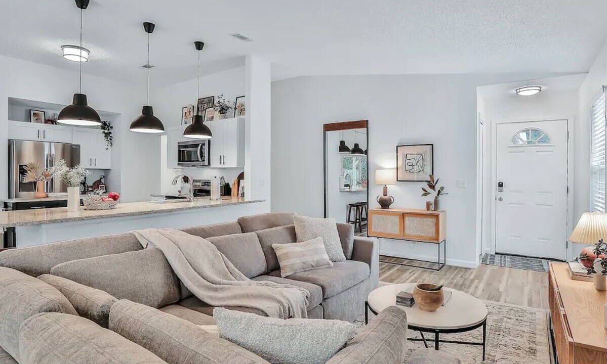 Photo of Livingroom in North Beach