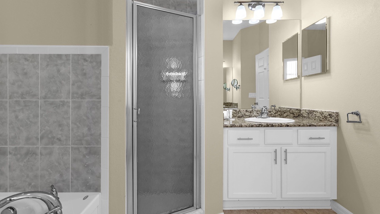 Photo of Bathroom in Crystal Cove