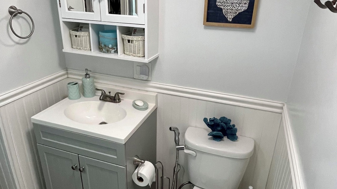 Photo of Bathroom in Nettles Island