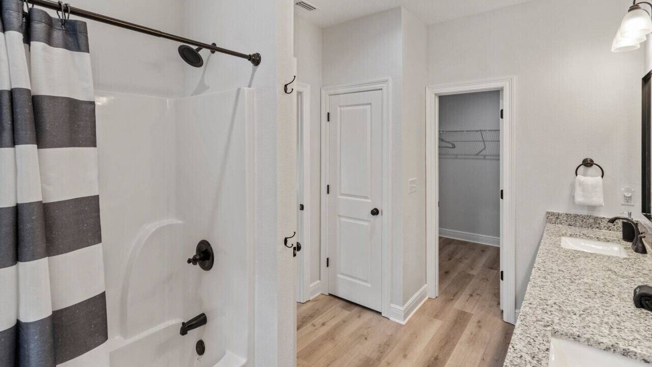 Photo of Bathroom in Navarre