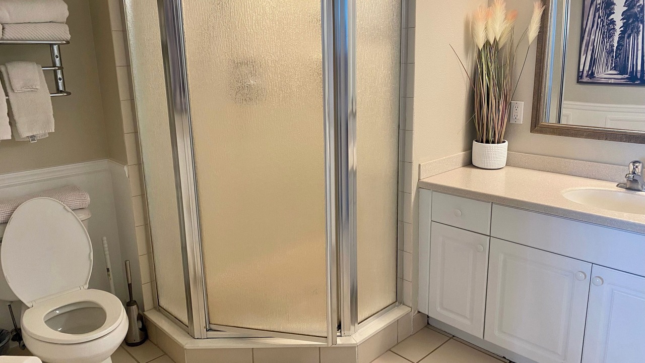Photo of Bathroom in Ortona Park