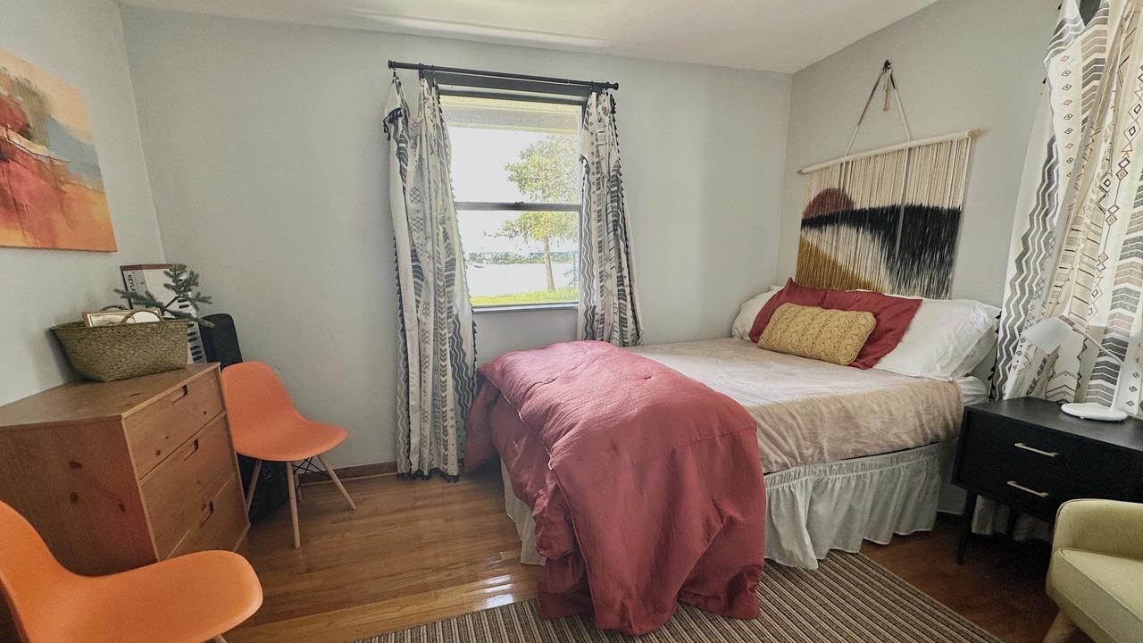 Photo of Bedroom in Northside