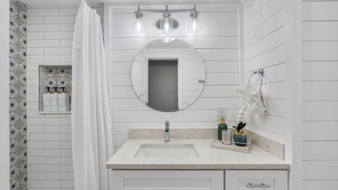 Photo of Bathroom in Largo
